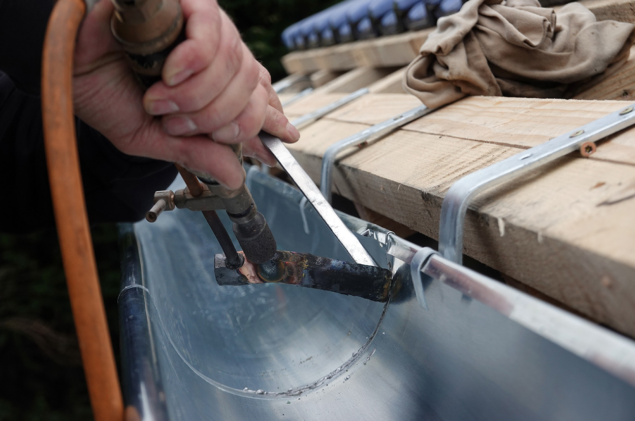 Bardage Aspe, Bardage Rouède, Bardage Salies-du-Salat, Bois local Aspe, Bois local Rouède, Bois local Salies-du-Salat, Chalet bois Aspe, Chalet bois Rouède, Chalet bois Salies-du-Salat, Charpente Aspe, Charpente Rouède, Charpente Salies-du-Salat, Charpente traditionnelle, Charpente traditionnelle Aspe, Charpente traditionnelle Salies-du-Salat, Charpentier Aspe, Charpentier Rouède, Charpentier Salies-du-Salat, Couverture aluminium Aspe, Couverture aluminium Rouède, Couverture aluminium Salies-du-Salat, Couverture Aspe, Couverture Rouède, Couverture Salies-du-Salat, Couvreur Aspe, Couvreur Rouède, Couvreur Salies-du-Salat, Isolation Aspe, Isolation Rouède, Isolation Salies-du-Salat, Maison bois Aspe, Maison bois Rouède, Maison bois Salies-du-Salat, Ossature bois Aspe, Ossature bois Rouède, Ossature bois Salies-du-Salat, Terrasse Aspe, Terrasse Rouède, Terrasse Salies-du-Salat, Zinguerie Aspe, Zinguerie Rouède, Zinguerie Salies-du-Salat